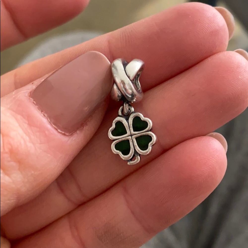 Pandora shamrock charm